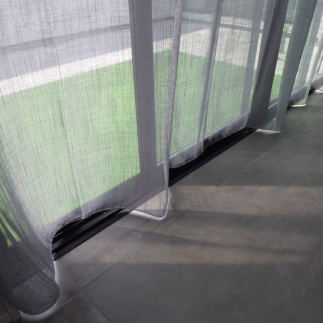 S様邸カーテン取付工事 thumbnail