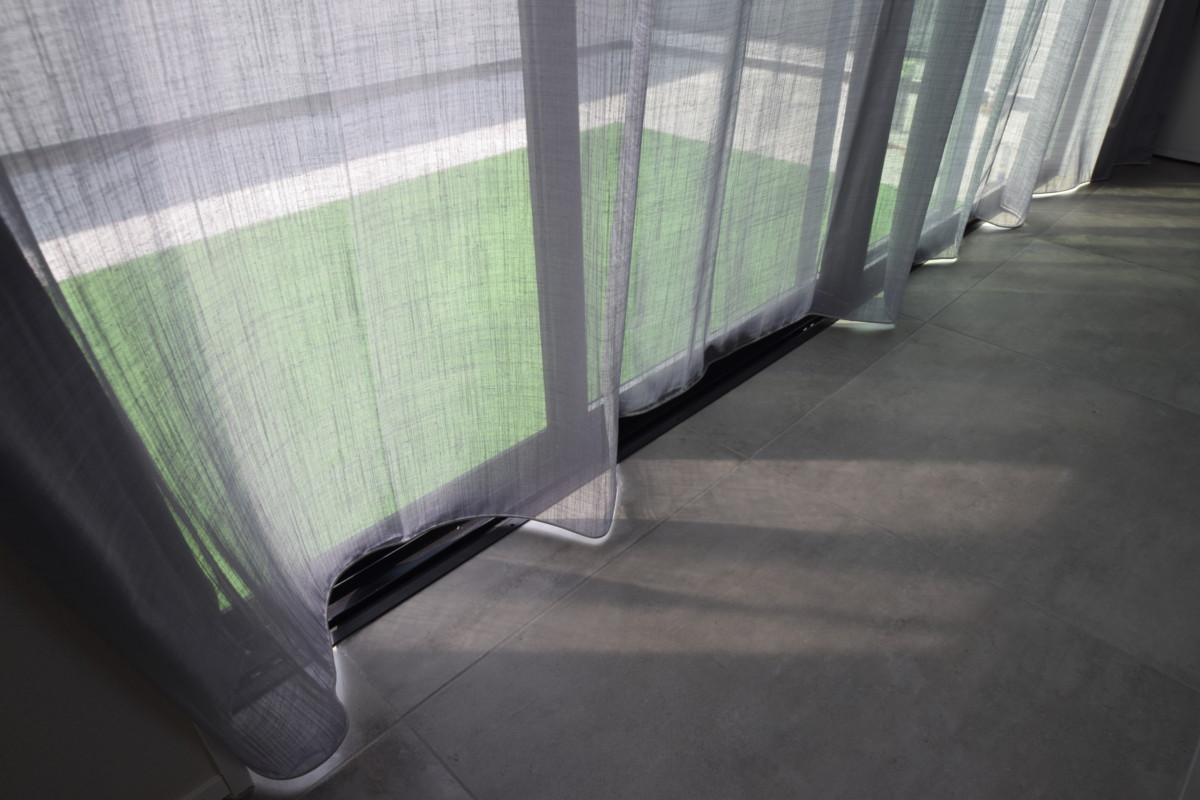 S様邸カーテン取付工事 image