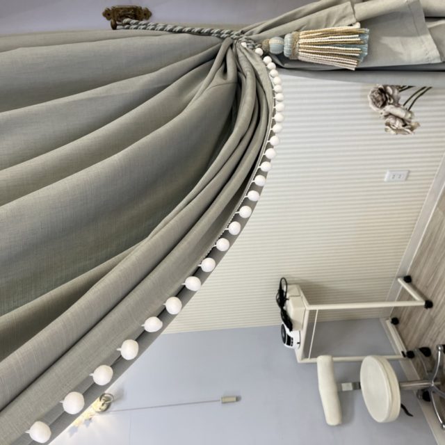 美容室M様　カーテン工事 thumbnail