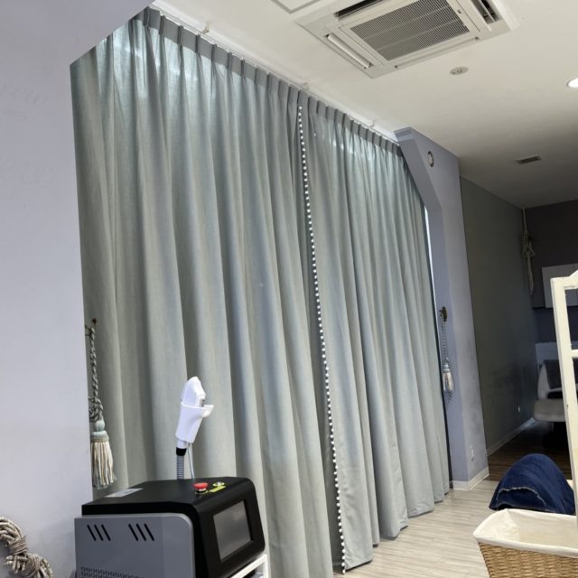 美容室M様　カーテン工事 thumbnail