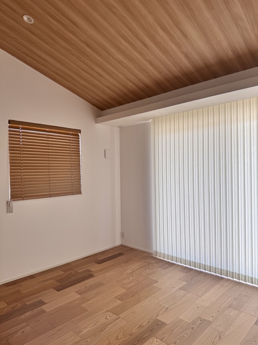 T様邸　バーチカルブラインド image