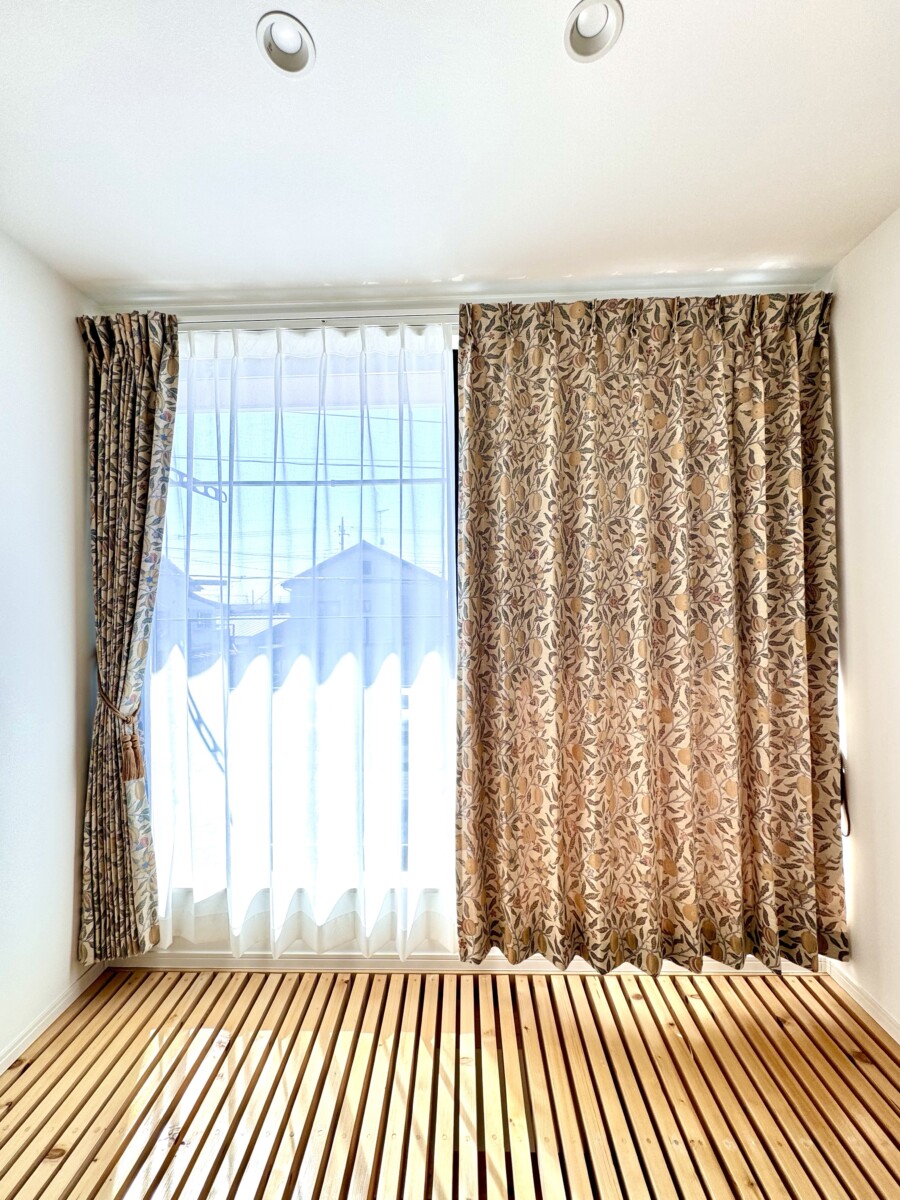 H様邸　カーテン工事 image